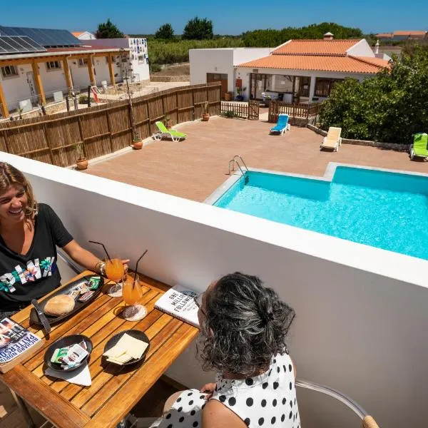 Sagres Sun Stay - Surf Camp & Hostel, hotel v destinaci Sagres
