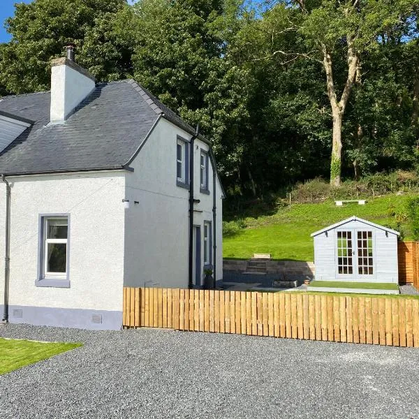 2 Calgow Cottages, hotel in Newton Stewart