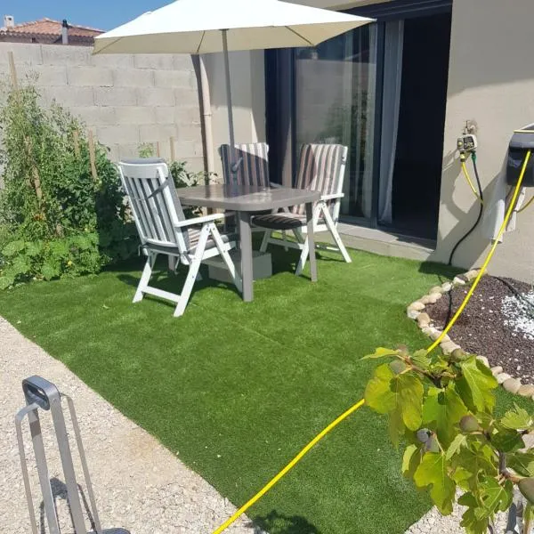 Chambre chez Ikrame, ξενοδοχείο σε Malemort-du-Comtat