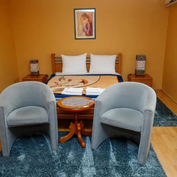 Guest house Mali hotel, hotell i Subotica