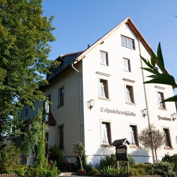 Pension Schmiedeschänke, отель в городе Ottendorf-Okrilla