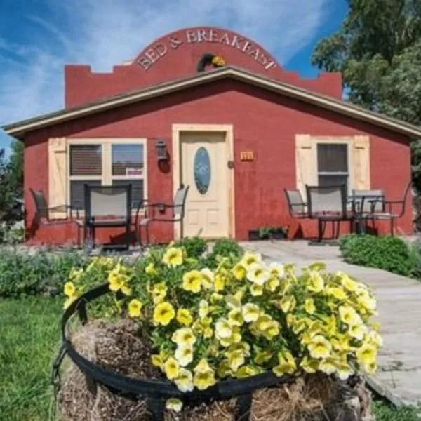 Trail City Bed & Breakfast, hotel di Coolidge