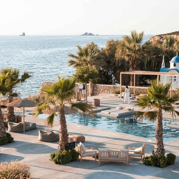 Seesoo Paros Beachfront Resort, hotell i Pounda