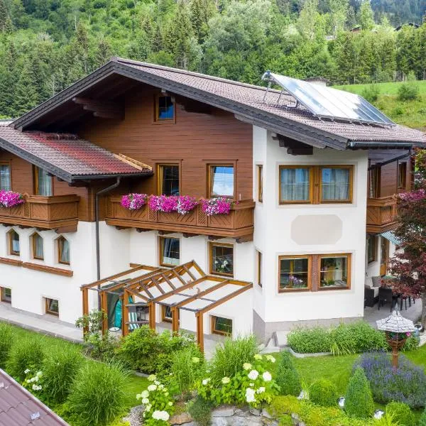Ferienhaus Eva, hotel ve Flachau
