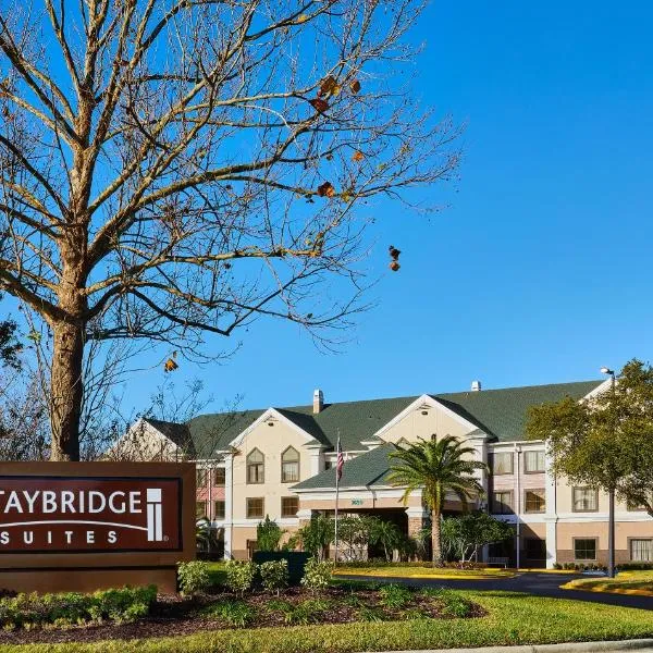 ステイブリッジ スイーツ オーランド サウス（Staybridge Suites Orlando South, an IHG Hotel）、オーランドのホテル