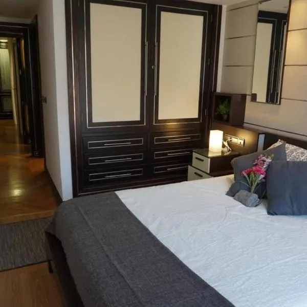 Apartamento Estación María Zambrano y Playa, hotel em Málaga