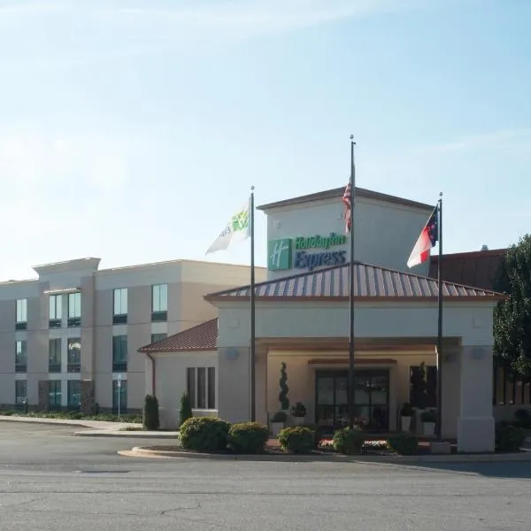 Viesnīca Holiday Inn Express Hickory - Hickory Mart, an IHG Hotel pilsētā Hikorija