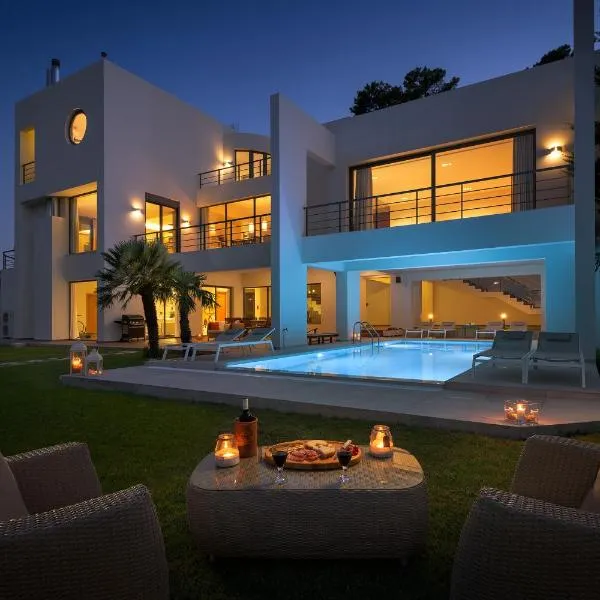 Ixian Hilltop Villa، فندق في تْرِيانتا