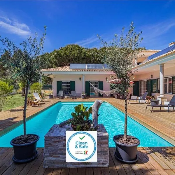Buganvilias Do Meco Guest house, hotel in Sesimbra