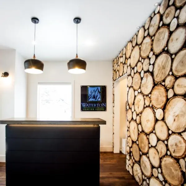 Waterton Glacier Suites, hotel v destinaci Waterton Park