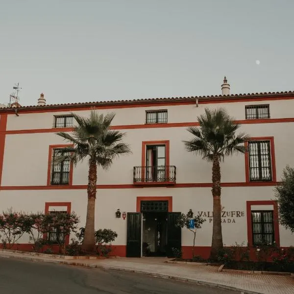 Hotel Posada de Valdezufre, hotel di Higuera de la Sierra