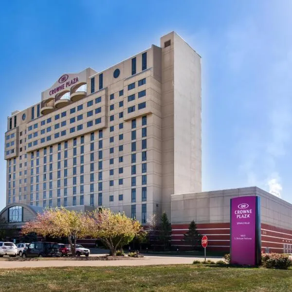 Crowne Plaza Springfield Convention Center, an IHG Hotel โรงแรมในสปริงฟิลด์