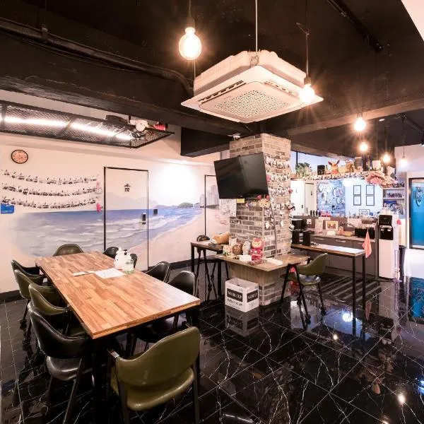 MAMA Guesthouse Haeundae, hotel v destinaci Pusan