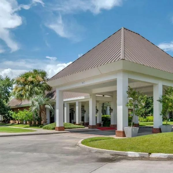 Clarion Inn Conference Center, hotel in Gonzales