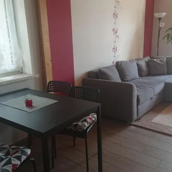 FeWo Erika, hotel v destinaci Lengenfeld