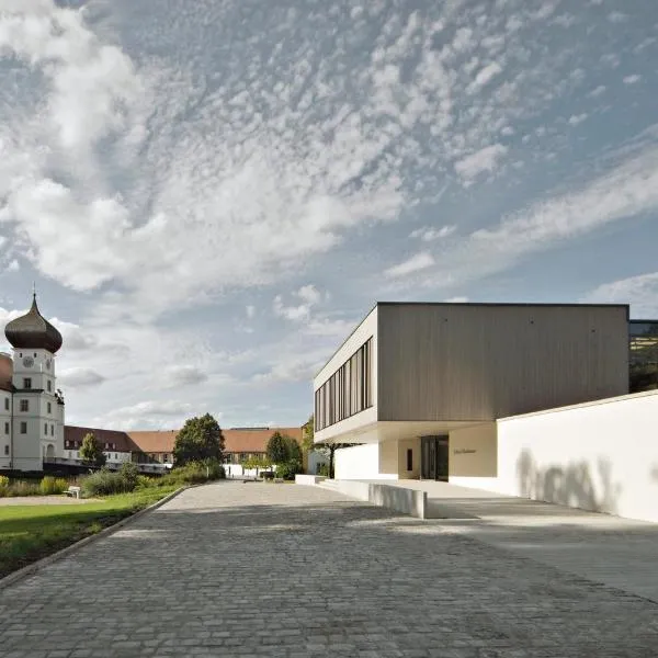 Schloss Hohenkammer, hotel in Jetzendorf