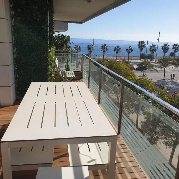 Apartamento Bea Beach, hotel v destinaci Badalona