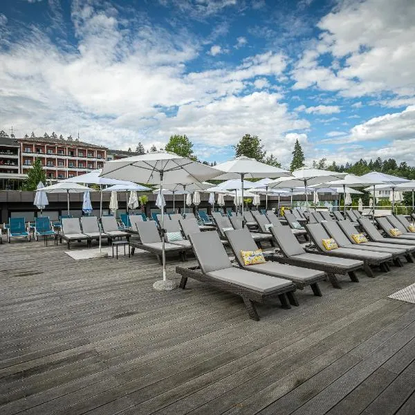 Hotel Parks, hotel v Velden am Worthersee