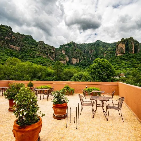 La Pirámide del Tepozteco, hotel v destinaci Tepoztlán