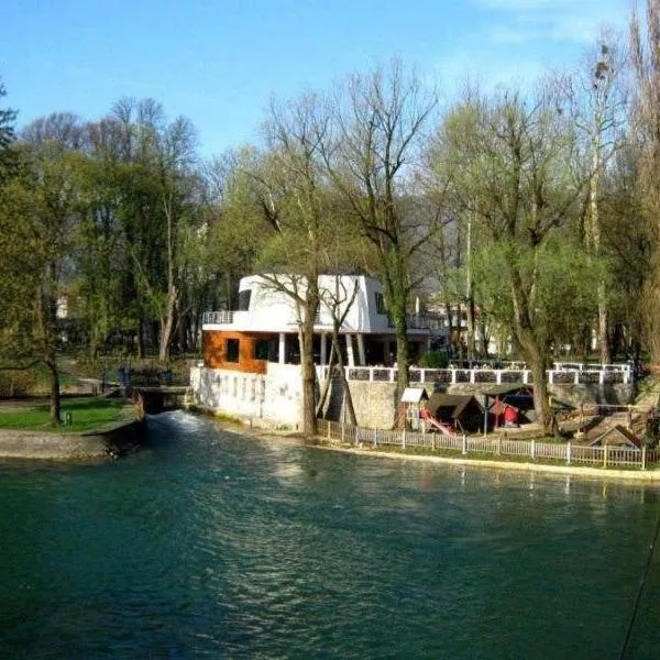 Hotel Paviljon, hotel in Bihać
