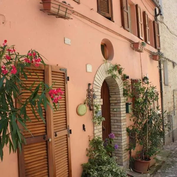 B&B MAMMA ARI, hotel in Fermo