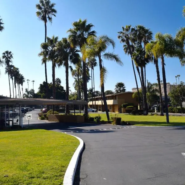Hotel Palmeras Chula Vista, hotel in Chula Vista