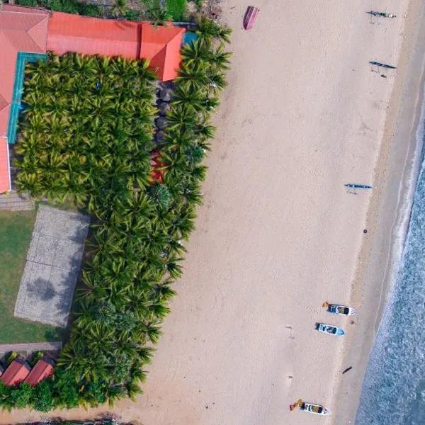JKAB Beach Resort, hotel a Trincomalee
