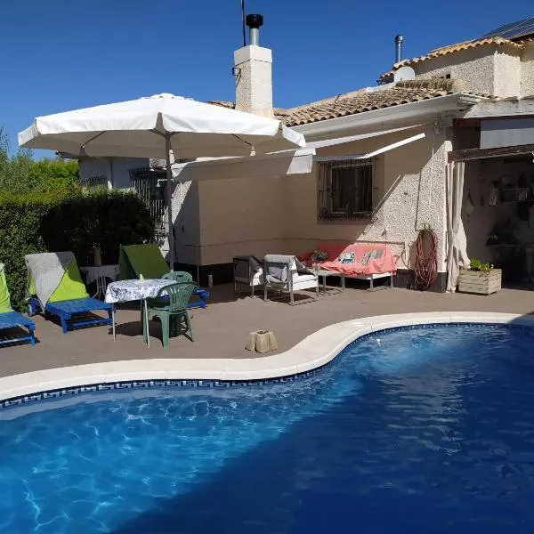 오리우엘라 코스타에 위치한 호텔 Bonita habitación independiente