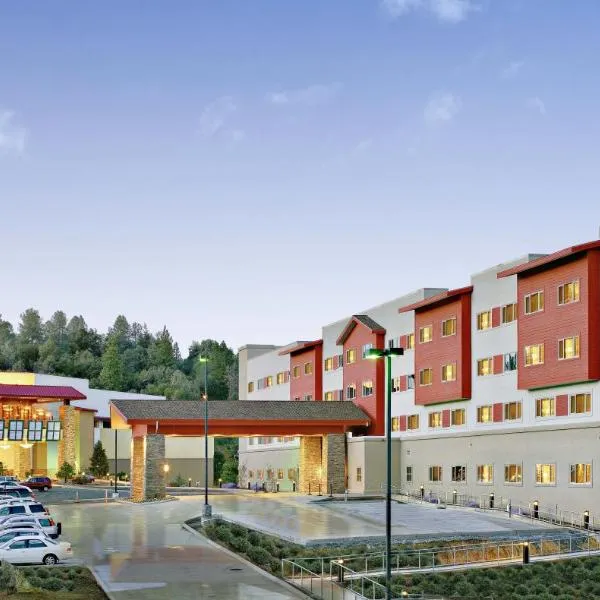 The Hotel at Black Oak Casino Resort, hotel in Twain Harte