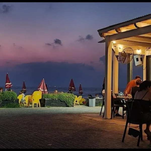 אירוח על הים, hotel in Qiryat Ata