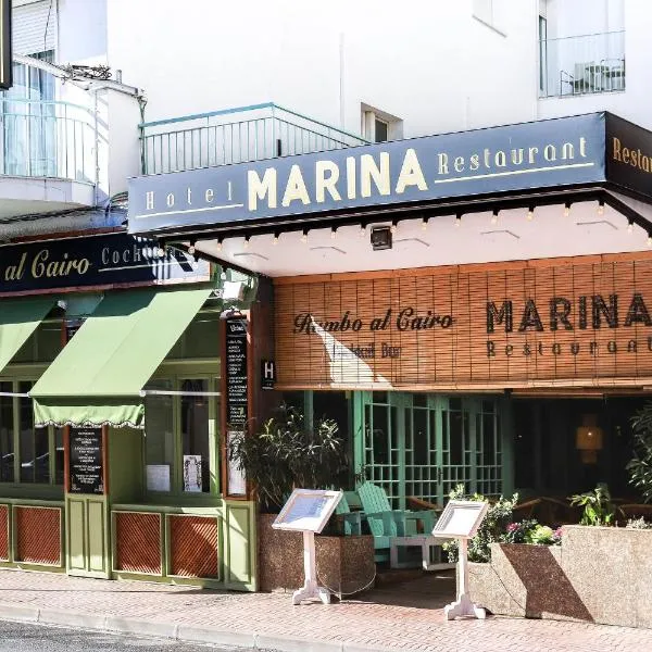 ホテル マリーナ（Hotel Marina）、パラモスのホテル