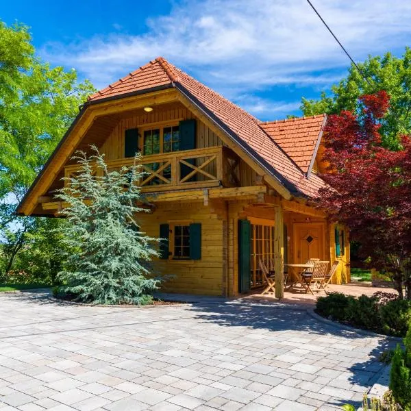 Chalet Haloze, hotel in Pristava