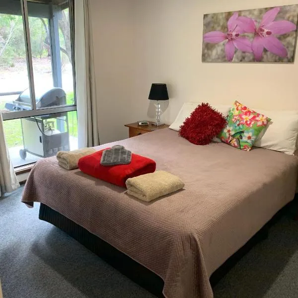 Kerriley Park FarmStay, hotel v destinaci Yelverton