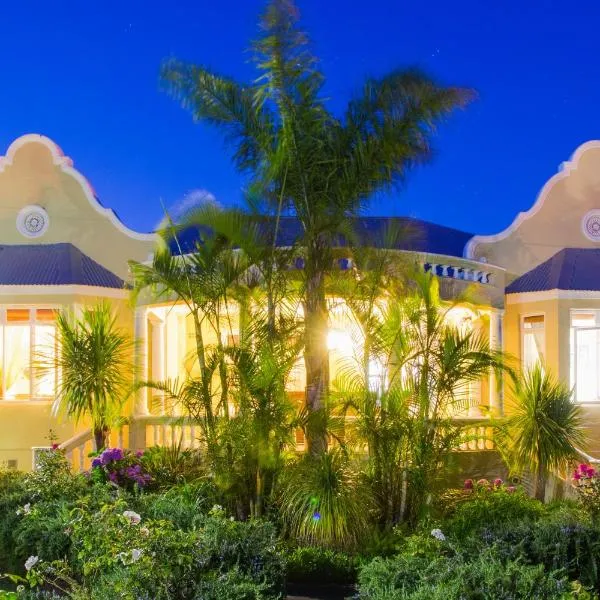 6 on Kloof Guest House, hotel in Napier