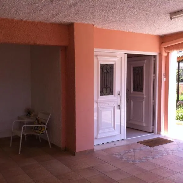Villa Evi's, hotel a Skála