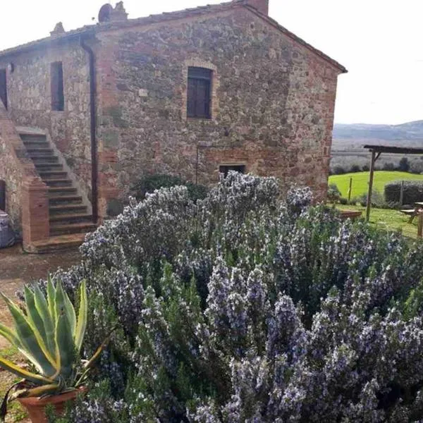 Casetta Tre Poderi appartamento Papaveri, hotel en Monte Cucco