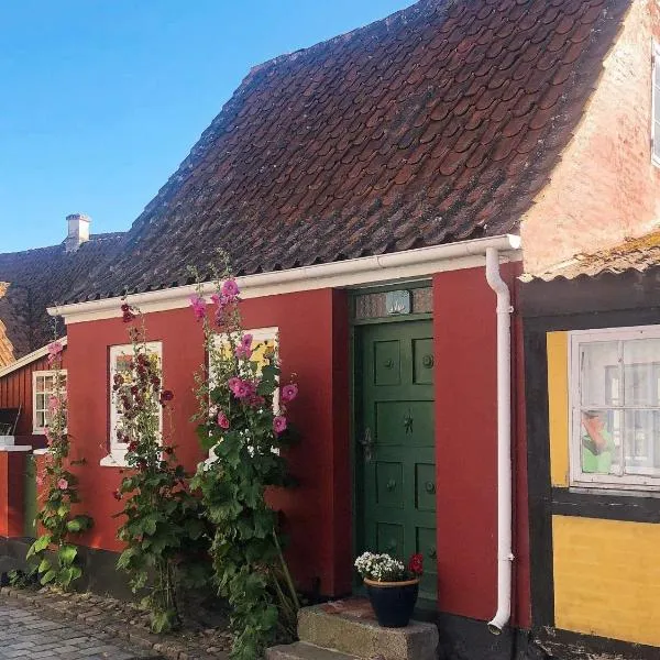 4 person holiday home in Ærøskøbing-By Traum, hotel in Ærøskøbing