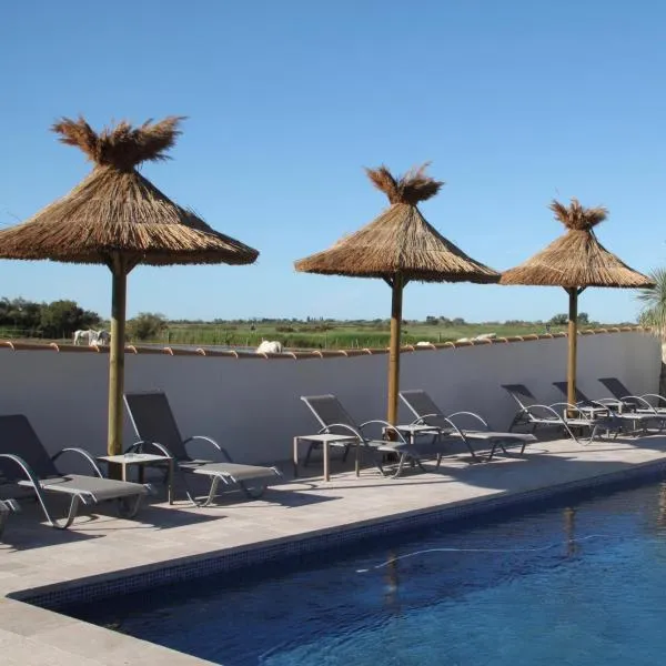 Hotel Mas Des Barres, hotel v Saintes-Maries-de-la-Mer