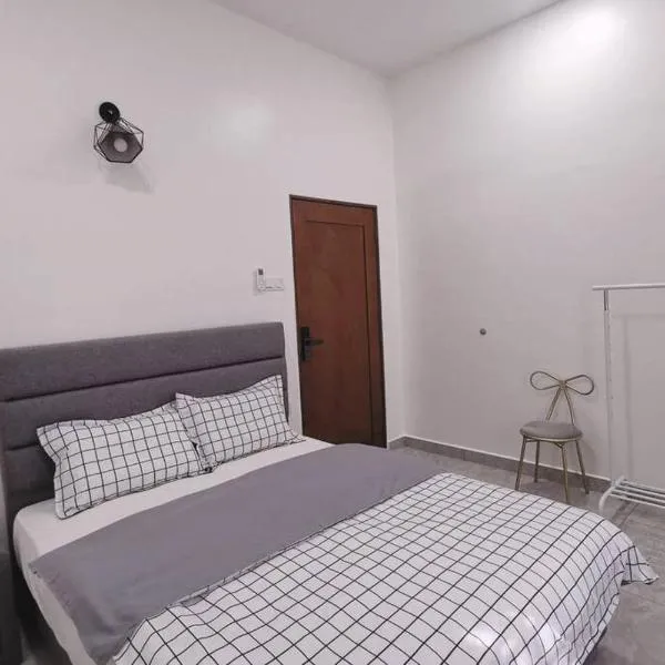 Stay Inn Sikamat (Seremban Homestay): Kuala Kelawang şehrinde bir otel