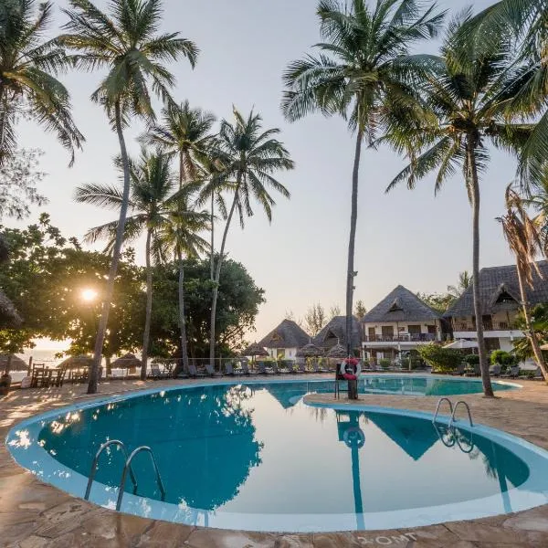 Paradise Beach Resort & Spa, khách sạn ở Làng Uroa