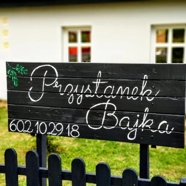 Przystanek Bajka w Puszczy Zielonce, hotel v destinaci Dąbrówka Kościelna