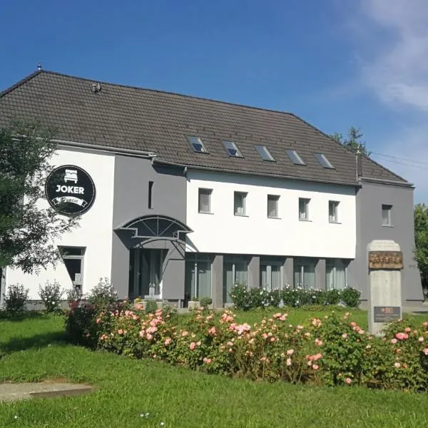 Joker Panzió, hotel in Pécs