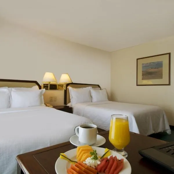 Fiesta Inn Mexicali, hotel di Mexicali