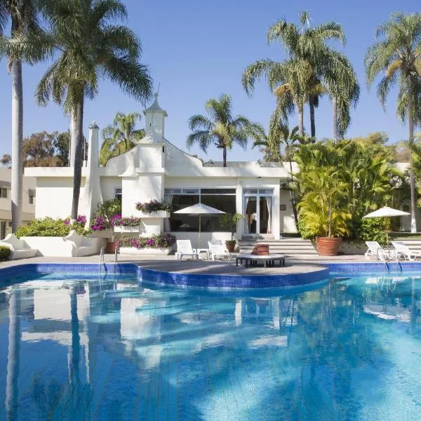 Gamma Cuernavaca Puerta Paraiso, готель у місті Куернавака