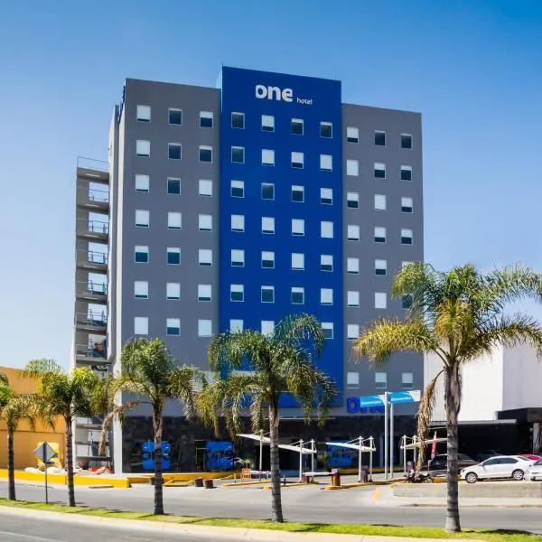 One Durango, hotel in Salto