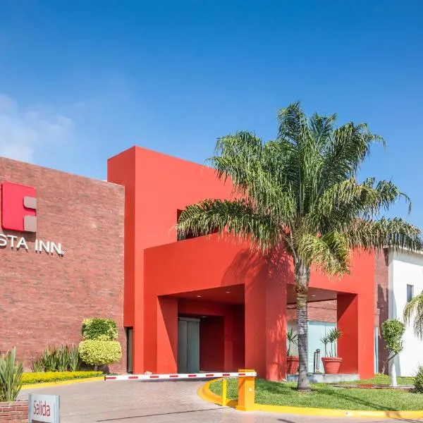 Fiesta Inn Monterrey la Fe, hotel Monterreyben