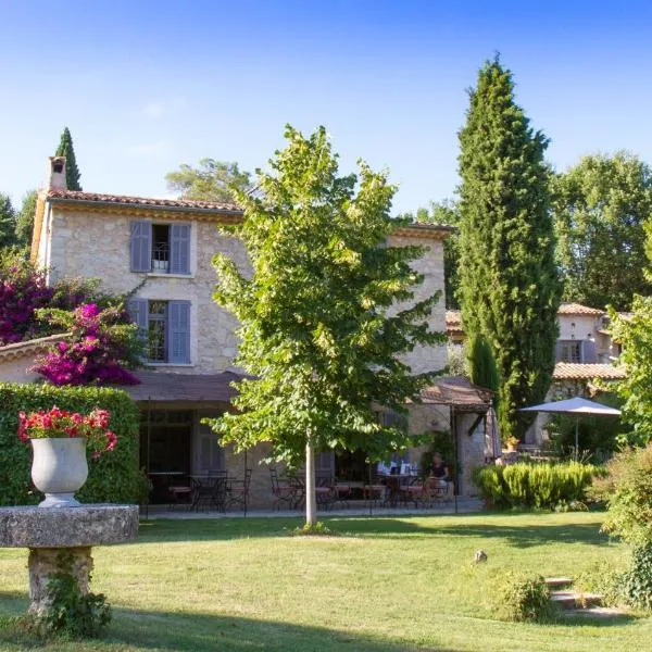 Hôtel du Clos, hotel v destinácii Le Rouret