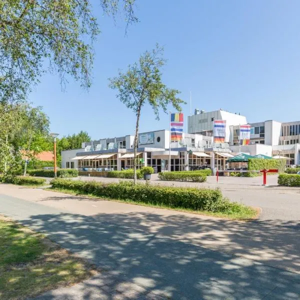 Strandhotel Bos en Duin, khách sạn ở Oostkapelle