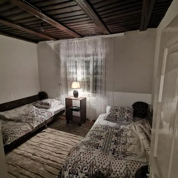 Konak Mileva, hotel v destinaci Sjenica