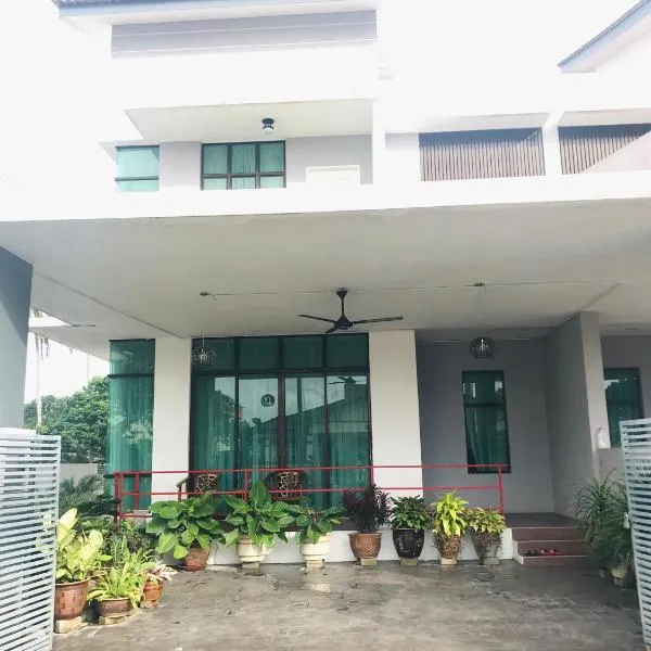 Ilham Bonda Homestay, hotel v destinaci Cukai